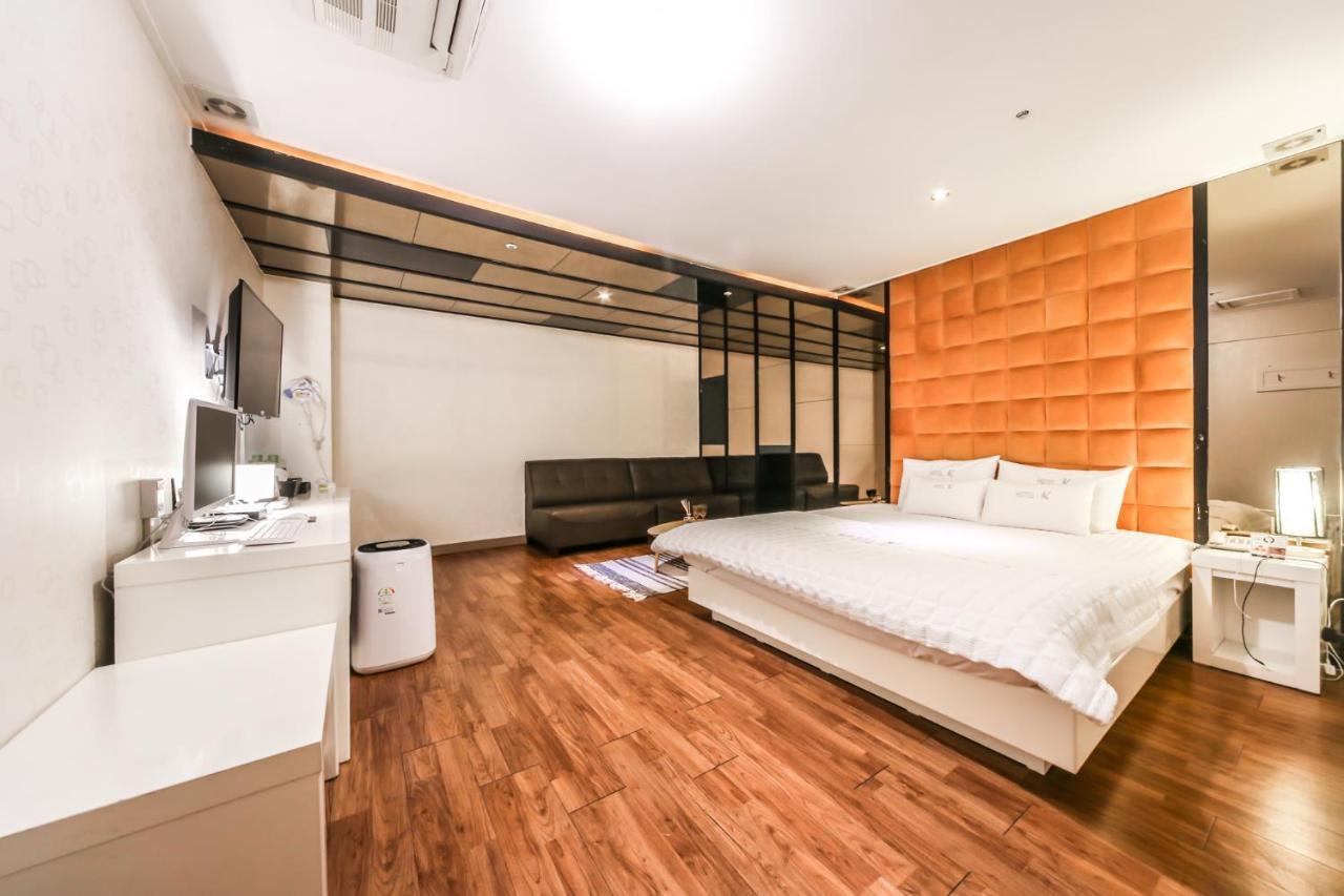 Gimhae Business Hotel K Zewnętrze zdjęcie